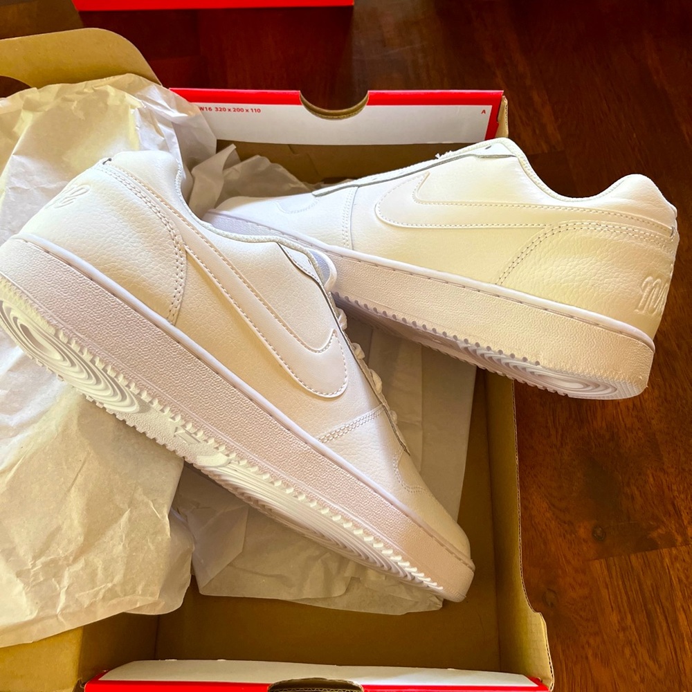 Size 9.5 - Nike Ebernon Low Triple White - AQ1775-100..